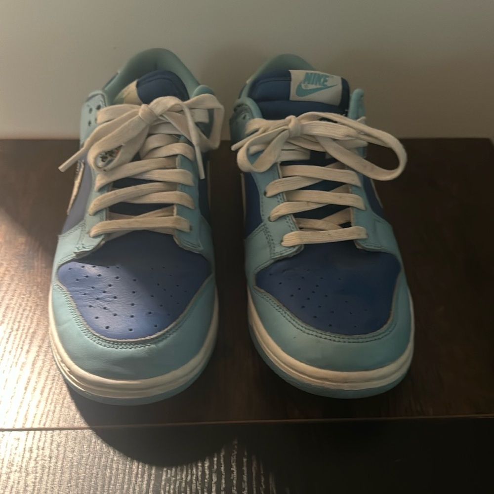 Nike Dunk Low Retro QS Argon, size 8 in mens, 9 1/2 womens.
